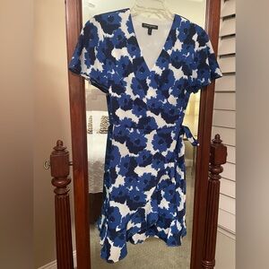 Banana Republic Blue and White Floral Midi Dress
